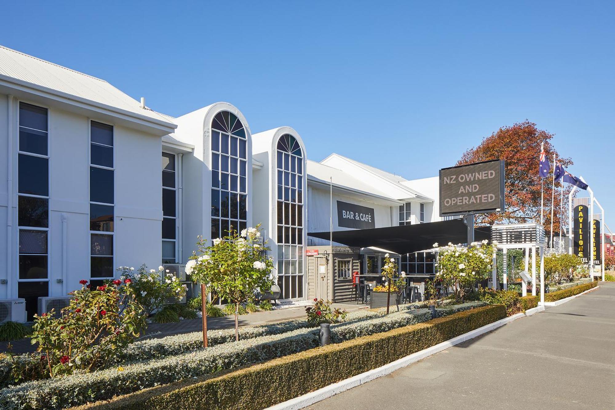 Pavilions Hotel Christchurch Exterior photo